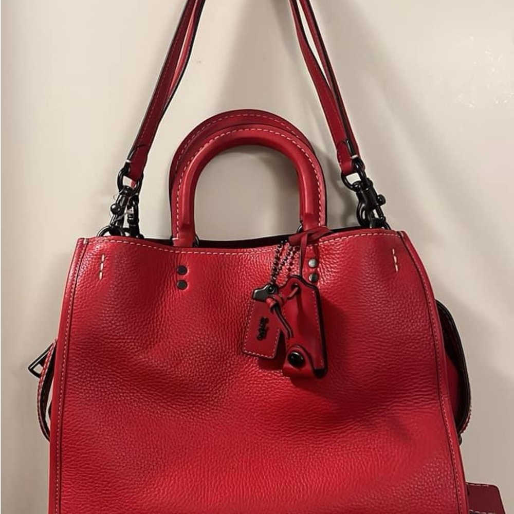 Coach Rogue 30 1941 Red